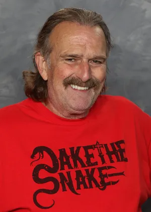 Legendary Wrestler Jake Roberts At Super Retrocon 2017 Wallpaper