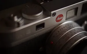 Leica Dslr Camera Close-up Wallpaper