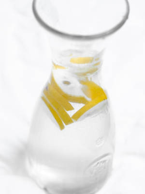 Lemon & Water Pinterest Wallpaper