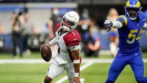 Leonard Floyd Football Carrier Wallpaper