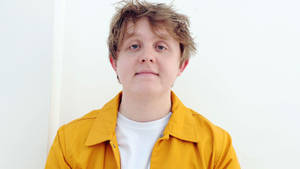 Lewis Capaldi Greatest Hits Album 2021 Wallpaper