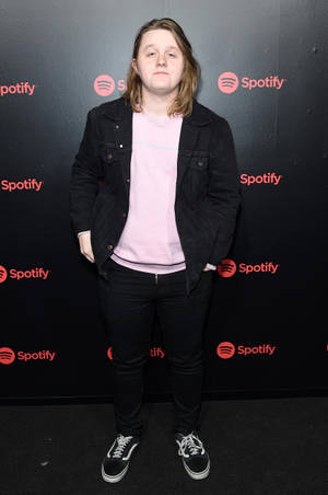 Lewis Capaldi Spotify's Best New Artist Wallpaper