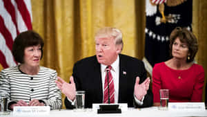 Lisa Murkowski Discussing Issues With President Trump Wallpaper