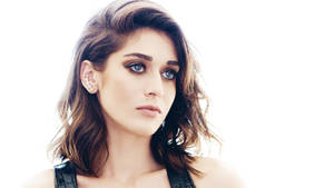 Lizzy Caplan In A Black Sleeveless Top Wallpaper