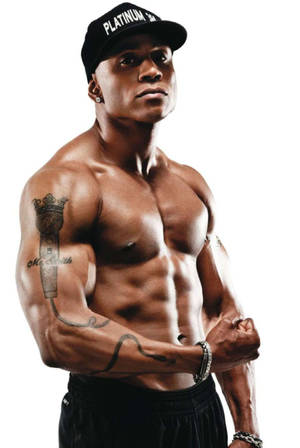 Ll Cool J Showcasing His Muscles During A Photoshoot For His 1990 Album Wallpaper