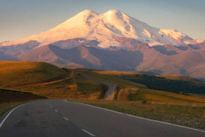 Long Highway In Rhode Island Wallpaper