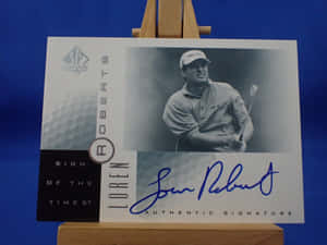 Loren Roberts' Autograph Displayed On An Easel Wallpaper