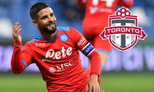 Lorenzo Insigne Toronto Fc Football Captain Photography Wallpaper