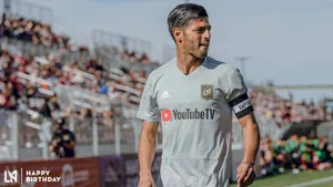 Los Angeles Fc Member Carlos Vela Medium Angle Shot Wallpaper