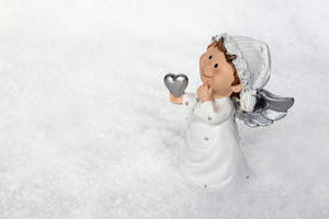 Loveable Christmas Angel Wallpaper