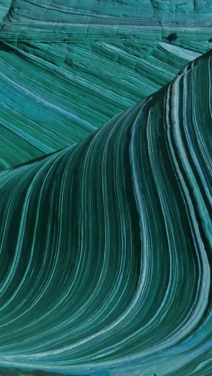 Lovely Green Geometric Pattern For Home Design Wallpaper