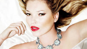 Lovely Kate Moss Wallpaper