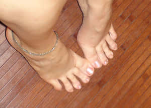 Lovely Toes Tip-toeing Wallpaper