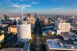 Lovely Vista Of Capitol Records Building Wallpaper