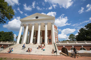 Low Angle View Of The Rotunda At The University Of Virginia Wallpaper