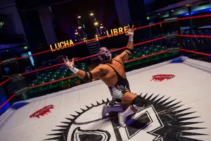 Luchador Victory Posein Ring Wallpaper
