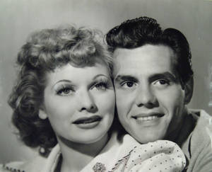Lucille Ball And Desi Arnaz Couple Photo Wallpaper