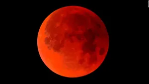Lunar Eclipse Reddish Moon Wallpaper