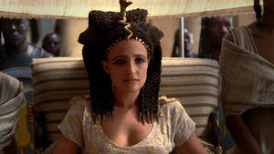 Lyndsey Marshal As Cleopatra Wallpaper