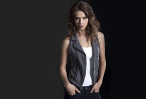 Lyndsy Fonseca Posing For A Photoshoot Wallpaper