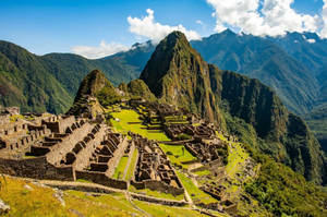 Machu Picchu, Peru Wallpaper