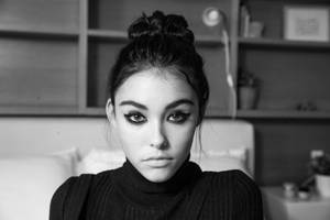 Madison Beer Monochrome Wallpaper