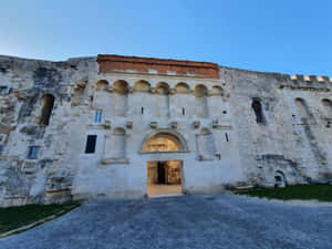 Main Gate Of Diocletians Palace Wallpaper