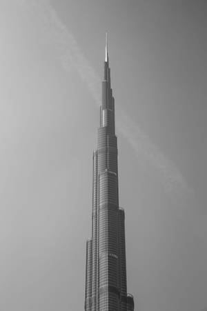 Majestic Burj Khalifa In Dubai Wallpaper