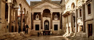 Majestic Daytime View Of The Ancient Diocletian's Palace Wallpaper