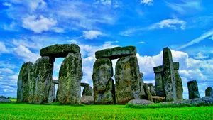 Majestic View Of Stonehenge Heritage Wallpaper