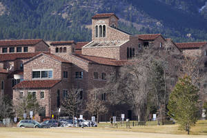 Majestic View Of The University Of Colorado Boulder Buildings Wallpaper