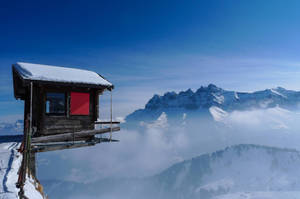 Makeshift Cabin At Cold Mountain Wallpaper