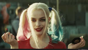 Margot Robbie Harley Quinn Smirking Wallpaper