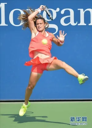 Maria Sakkari Jumping For Phone Wallpaper