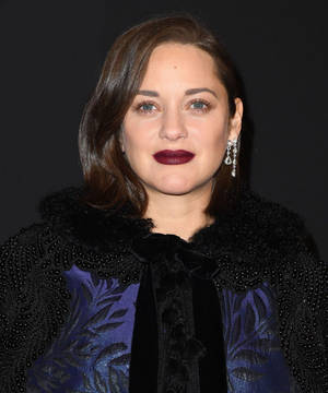 Marion Cotillard At Event Wallpaper