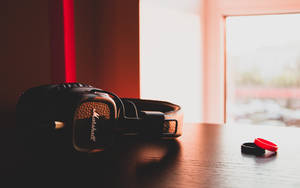 Marshall Headphone On Table Wallpaper