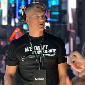 Martial Arts Master Stephen Thompson In Action Wallpaper