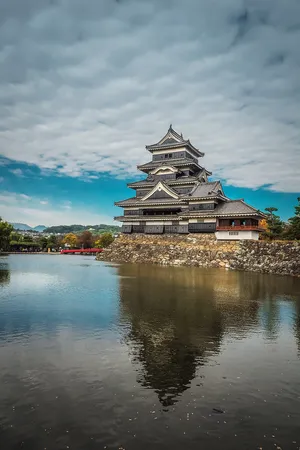 Matsumoto_ Castle_ Reflection_ Japan Wallpaper