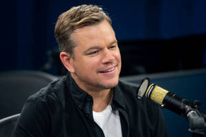 Matt Damon Dublin Radio Show 2020 Wallpaper