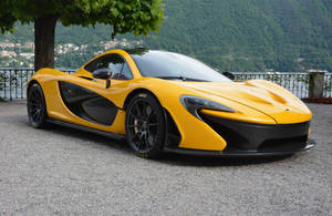 Mclaren Black And Yellow Wallpaper