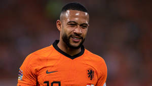 Memphis Depay Of Netherlands National Football Team Wallpaper