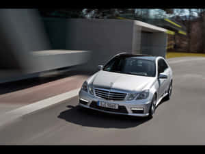 Mercedes Benz Clase E Steady Wallpaper