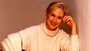 Meryl Streep On The Corner Wall Wallpaper