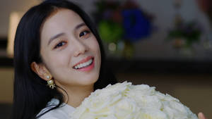 Mesmerizing Jisoo - Rising K-pop Star Wallpaper