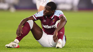 Michail Antonio In Action Wallpaper