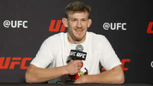 Microphone Arnold Allen Wallpaper