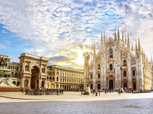 Milan's Church Under A Stunning Sky Wallpaper