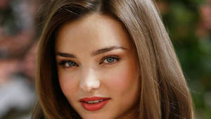 Miranda Kerr Face Close-up Wallpaper