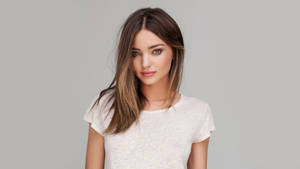 Miranda Kerr In White Tee Wallpaper