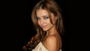 Miranda Kerr Smiling Portrait Wallpaper